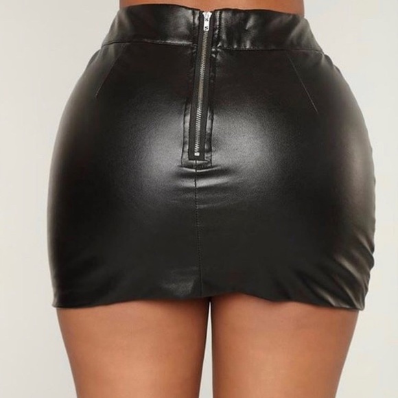 Come Through Skirt - Picture 3 of 3